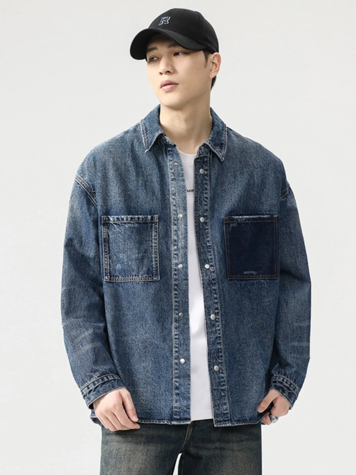 

Мужская джинсовая куртка в американском ретро-стиле, весна-осень, свободного кроя, повседневная, с длинными рукавами, рабочая одежда, на пуговицах, молодежная, модная, износостойкая.