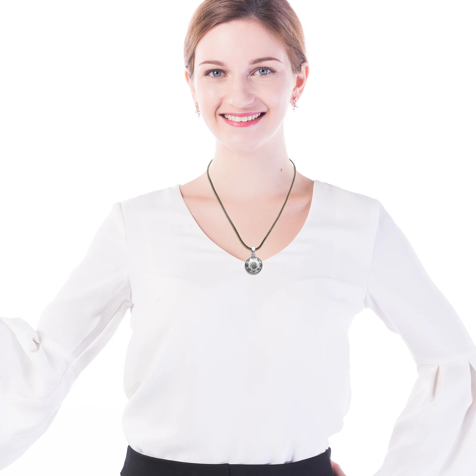 

100Pcs DIY Necklace Cord with Clasp Crystal Pendant String Necklace Cord Jewelry Making Supplies Jewelry Making Supplies