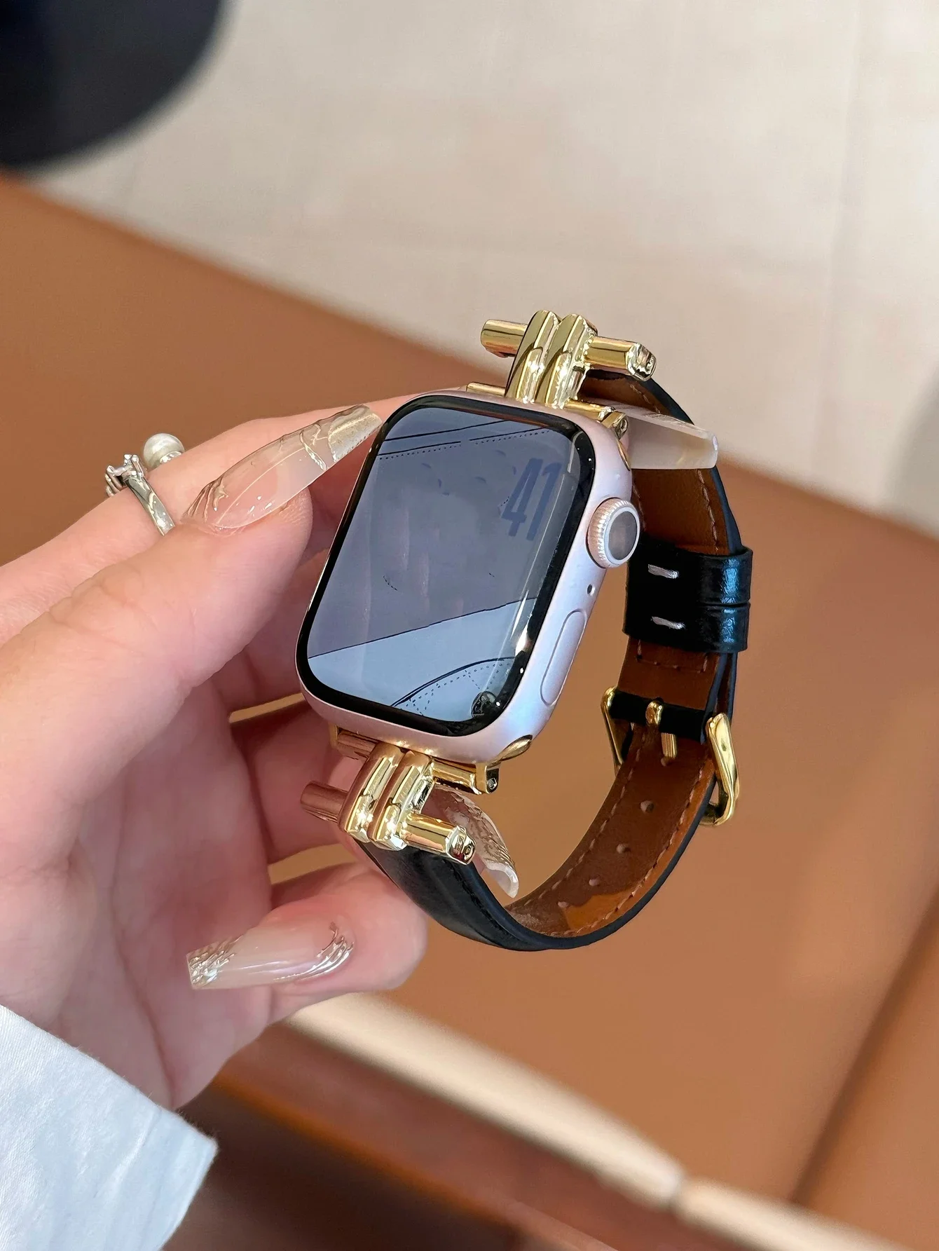 Nice Leather loop Correa For Apple Watch band Series 10/9/8/7/6/5/4/3/2/1 SE 38mm 40mm 41mm 42mm 44mm 45mm 46mm 49mm Strap