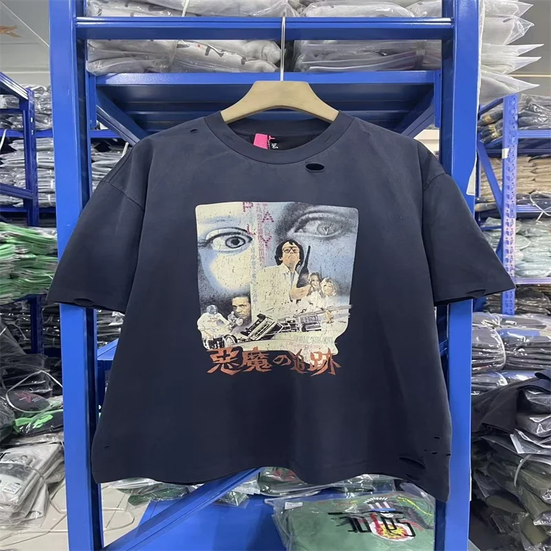 

Футболка Pale Hollywood с принтом в виде букв, с эффектом потертости и выцветания