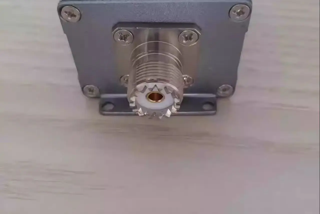 Low pass filter LPF-4MHz M mother seat 10w filters out clutter harmonics
