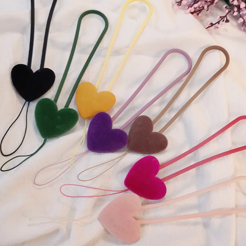 

Mobile Phone Lanyard Short Liquid Silicone Creative Plush Love Pendant Allmatch Universal Mobile Phone Shell Hanging Chain Strap