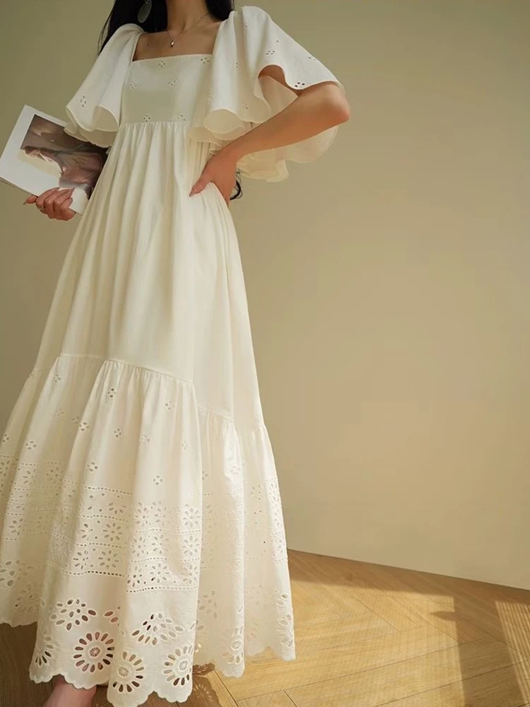 Vestido de cintura alta con cuello cuadrado bordado y ahuecado, falda abullonada plisada holgada a la moda de verano 2025 para mujer