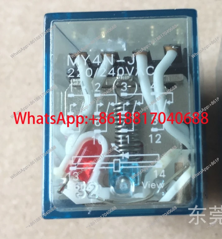 MY4N-J 220/240VAC 14 Pin with Light, Intermediate Relay