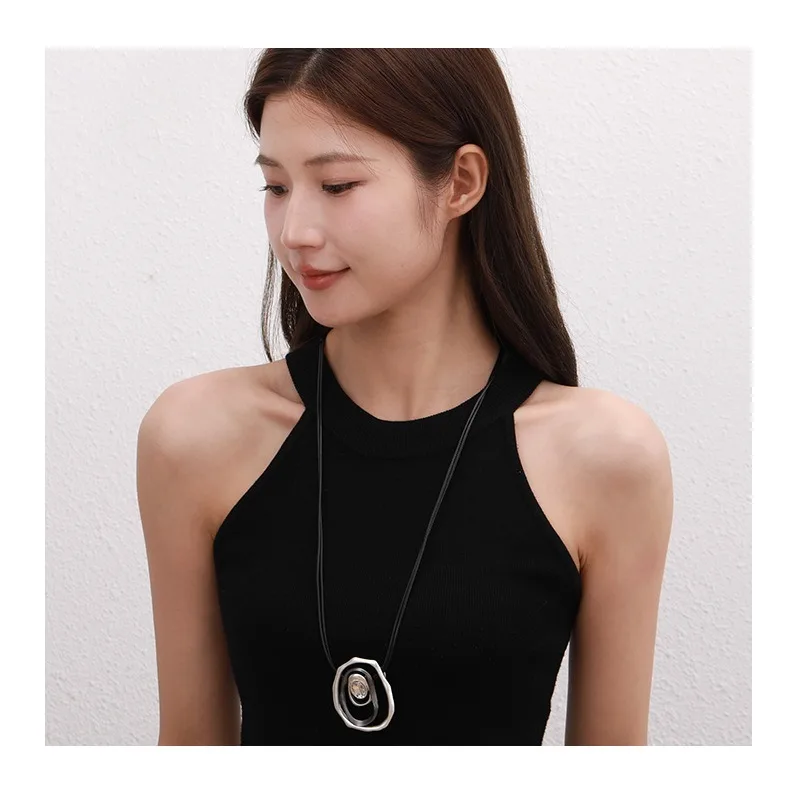 

Exclusive for Long Necklace Korean Version Fashion Resin Pendant Geometric Metal Sweater Chain Women
