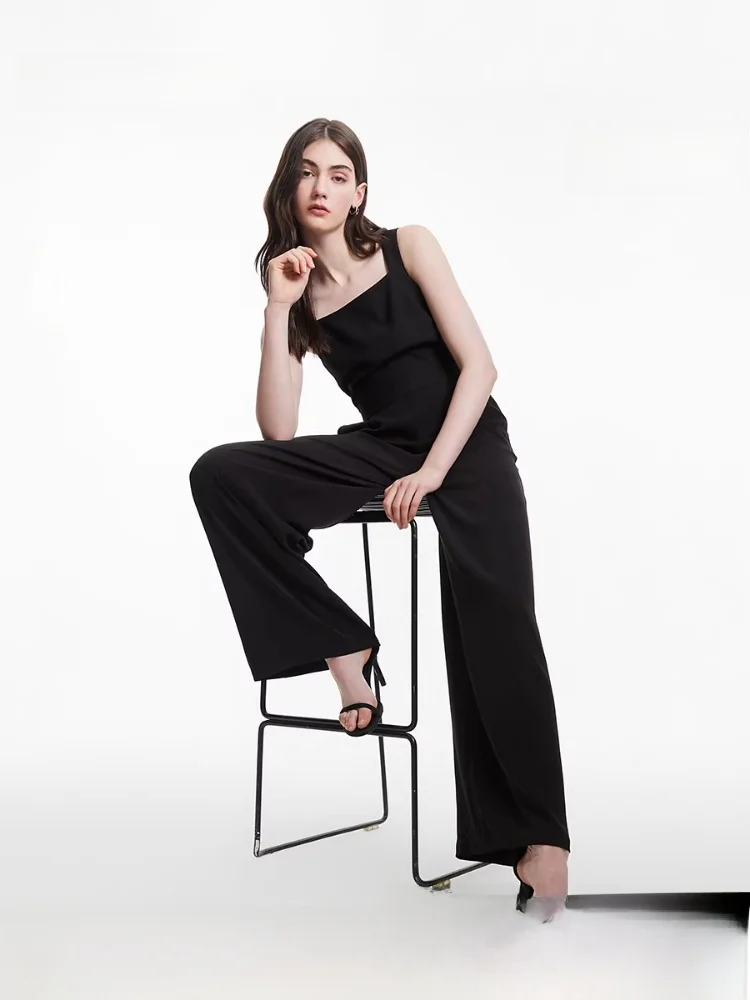 

Женский цельный костюм: прямые повседневные брюки свободного кроя, однотонные, с эффектом стройности, с высокой талией, из полиэстера