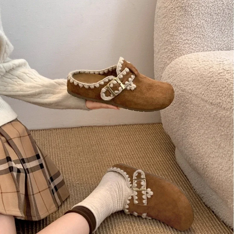 Woman Autumn Retro Style Brown Warm Suede Flat Slippers Fuzzy Fashion Round Toe Platform Mules Outdoor Soft Sole House Slides