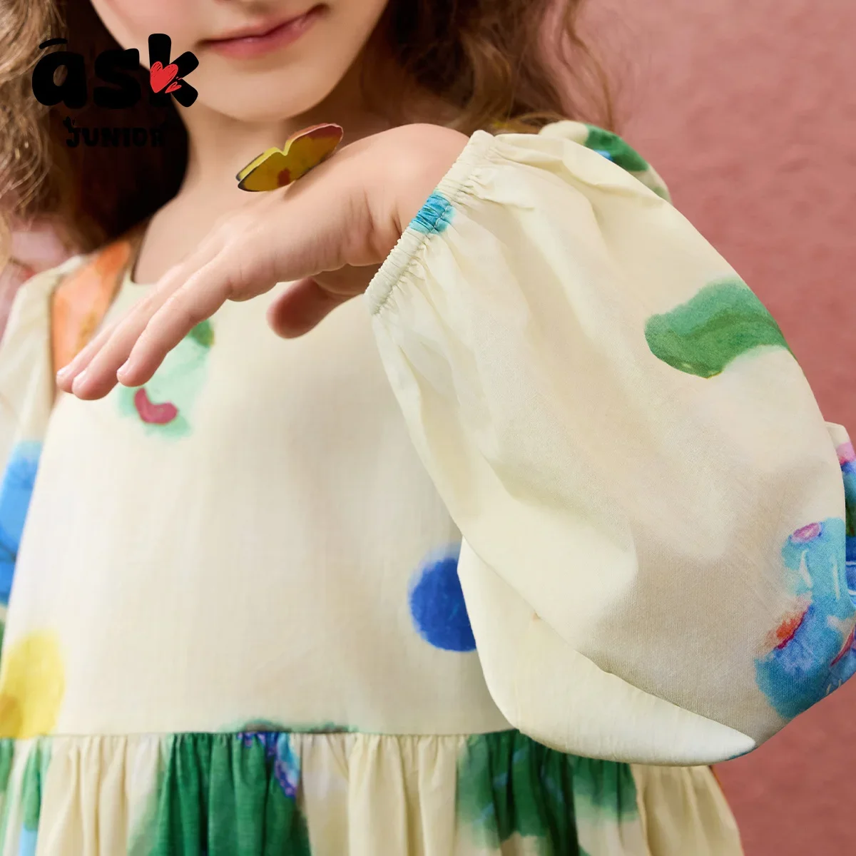 فستان صيفي كاجوال متباين للفتيات الصغيرات في الربيع للأطفال في منتصف العمر وكبار السن