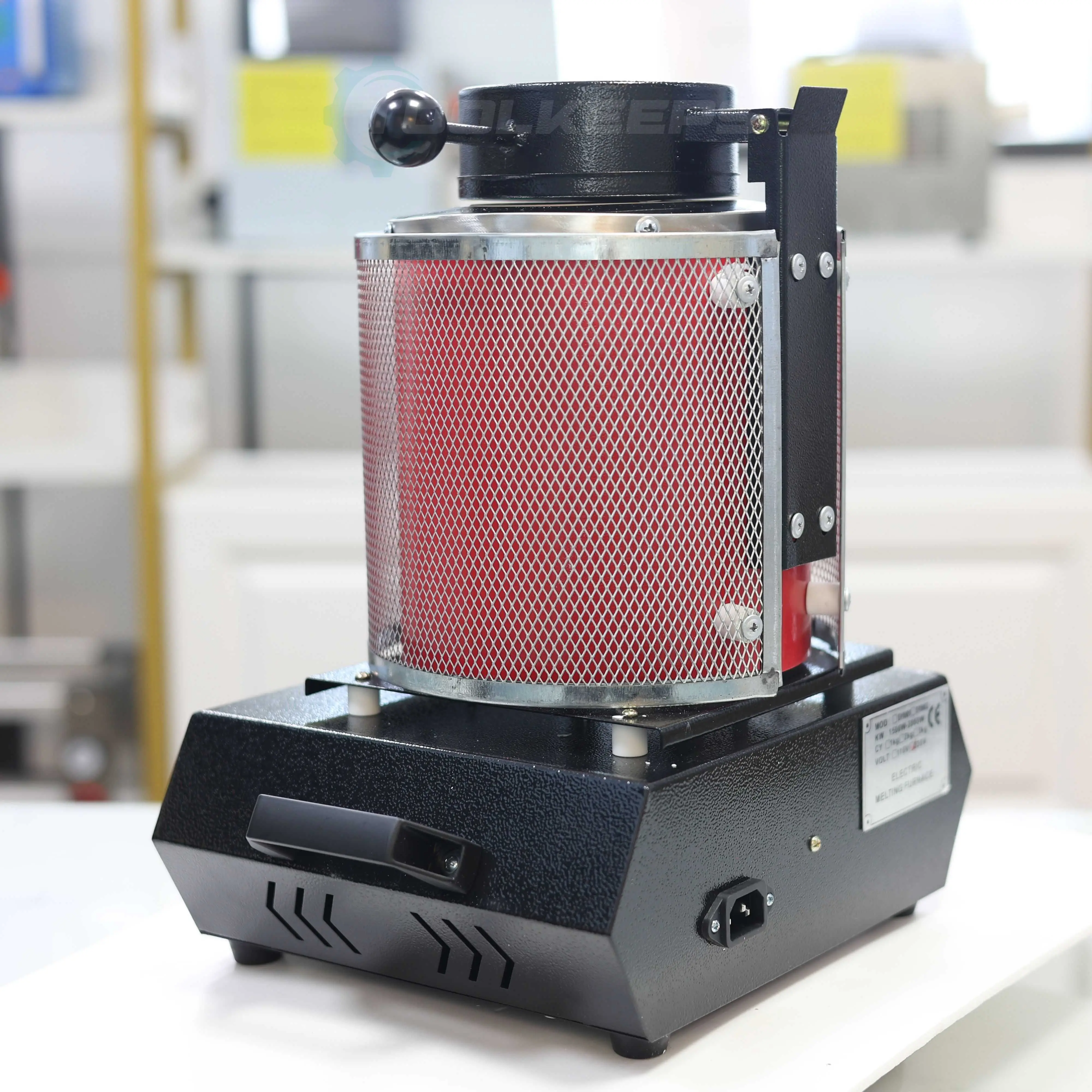 3KG Gold Melting Furnace เตาหลอมแบบดิจิตอลเครื่องความจุ 1500W หล่อการกลั่นโลหะมีค่า Gold Silve
