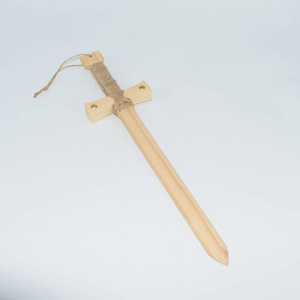Espada de juguete de madera de 40cm para niños, accesorios duraderos para niños, espada samurái para exteriores, espada Katana para Cosplay, juguetes únicos, regalo, 2 uds.