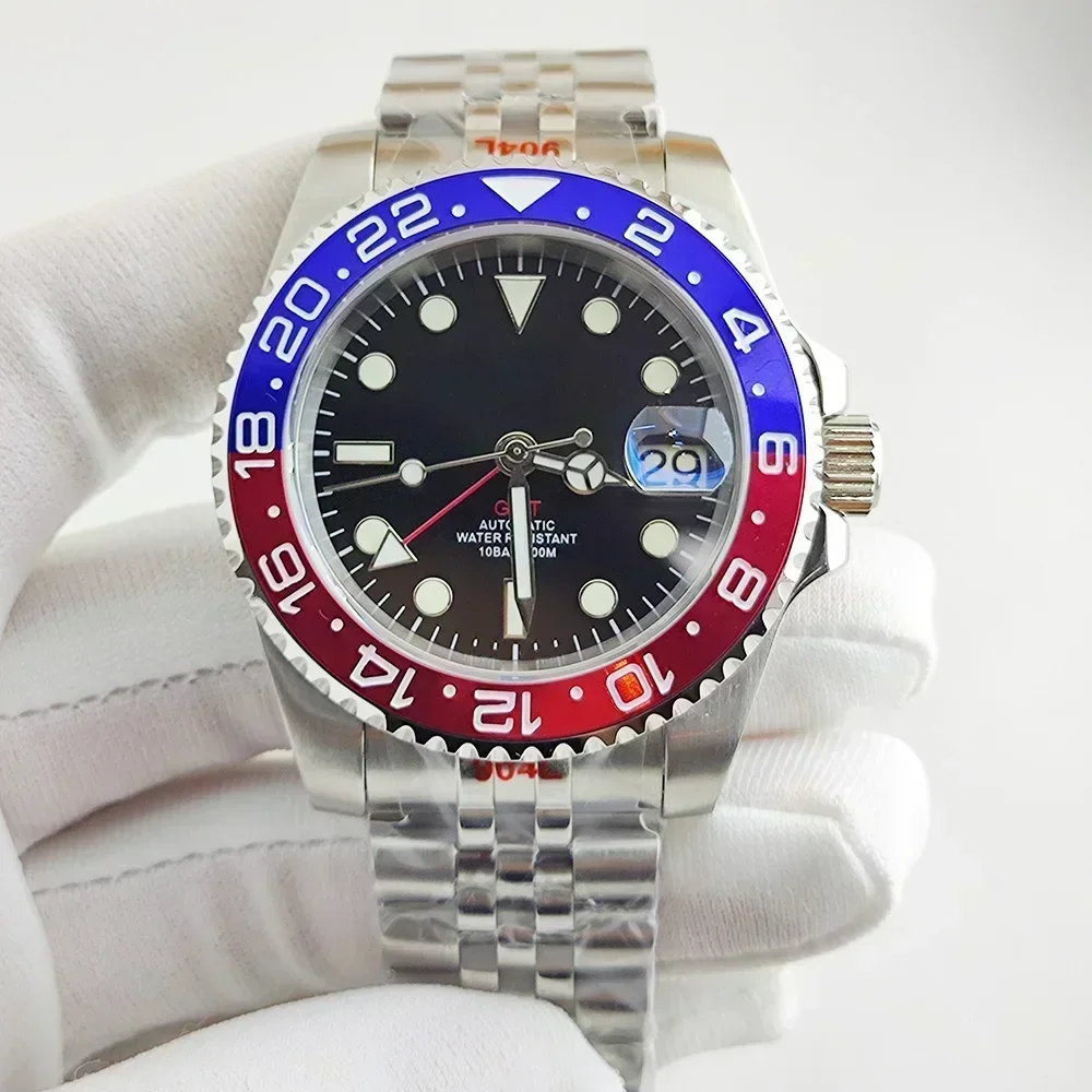 39 มม.นาฬิกา GMT S Dial สีเขียวส่องสว่าง 904L สแตนเลสสตีล Sapphire Glass นาฬิกาผู้ชาย NH34 การเคลื่อนไหว TOP