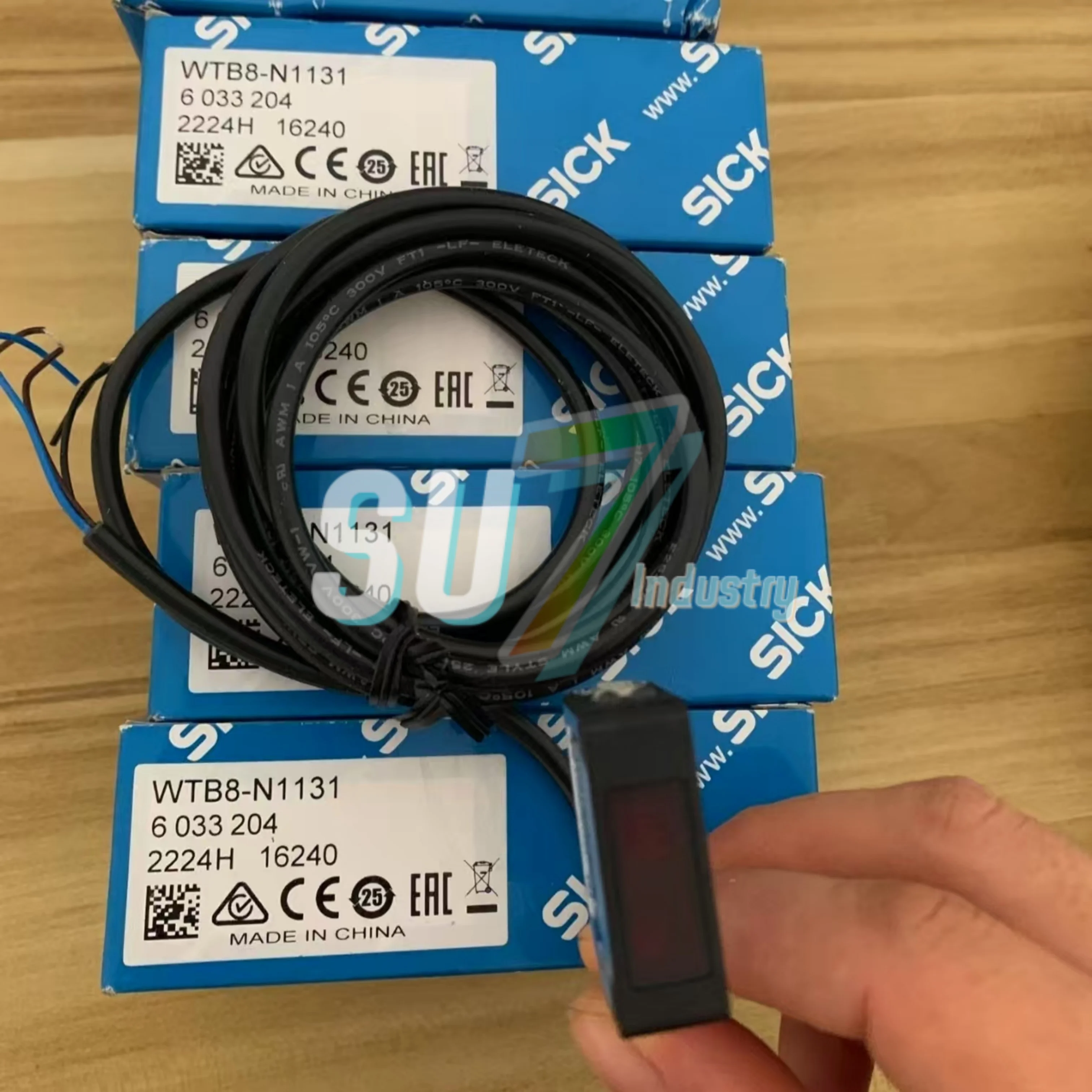 PLC 센서 NPN 케이블 배경 억제 WTB8-N1131 창고에 있는 새 제품