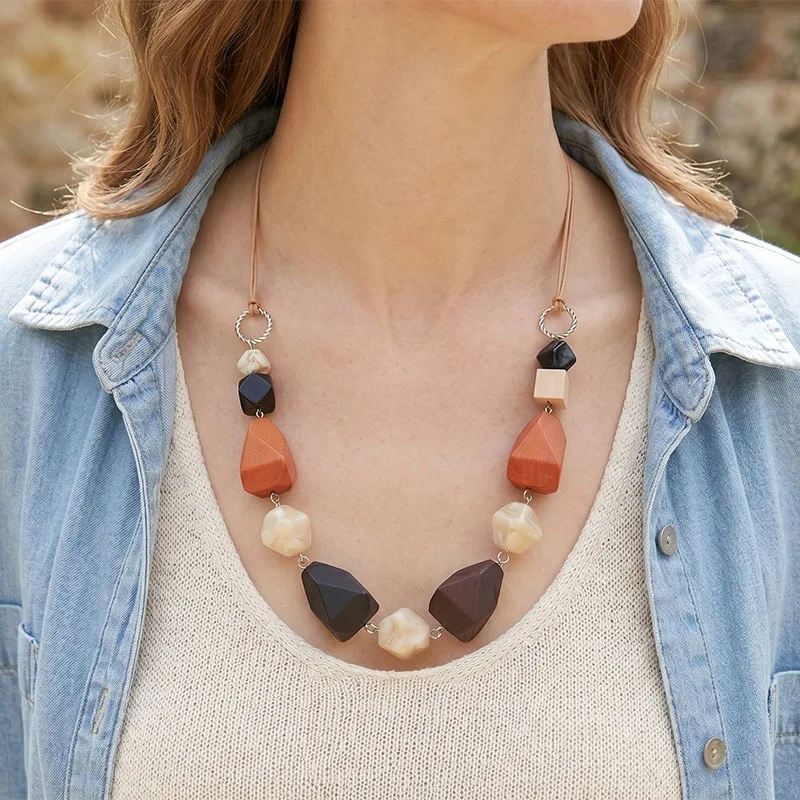 European and American fashion irregular wood bead necklace women's bohemian ethnic style necklace cross-border new jewelry whole