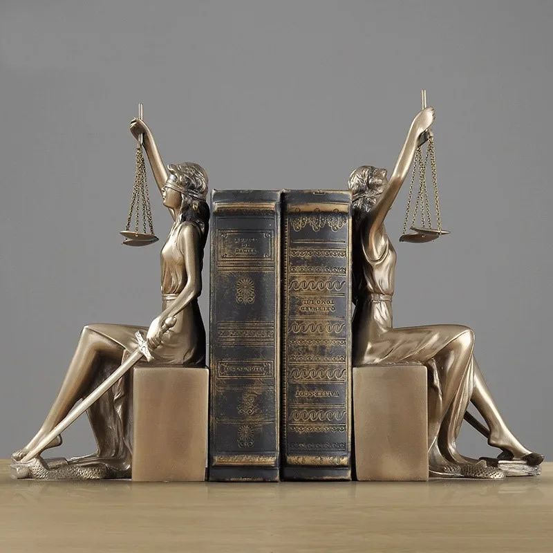 Goddess of Justice Resin Statue Ornaments Europe Home Decoration Art Figure Sculpture Bookend Office Room Decoration Gift