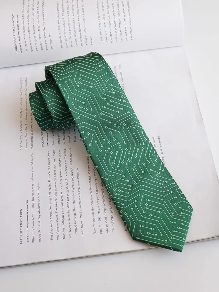 New Male men\'s fashion Original [Green Circuit Board] Science Student Tie Personalized Literary Fun College Adult Green Necktie