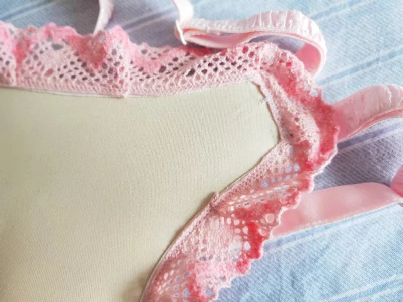 Majtki typu stringi dla crossdresserów z regulacją, ukrywające camel toe, modelujące, z koronkowym wykończeniem, majtki sissy dla gejów, jockstrap bikini.