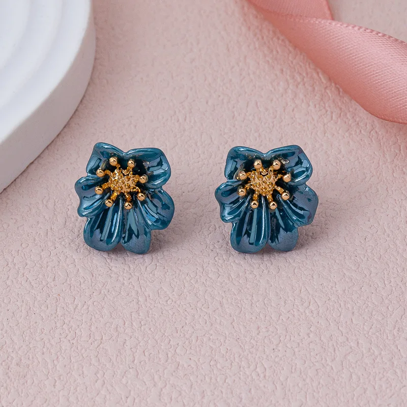 Holiday Style Popular Color Three-dimensional Transparent Flower Earrings, Light Luxury Earrings, Sweet and Atmospheric Earrings