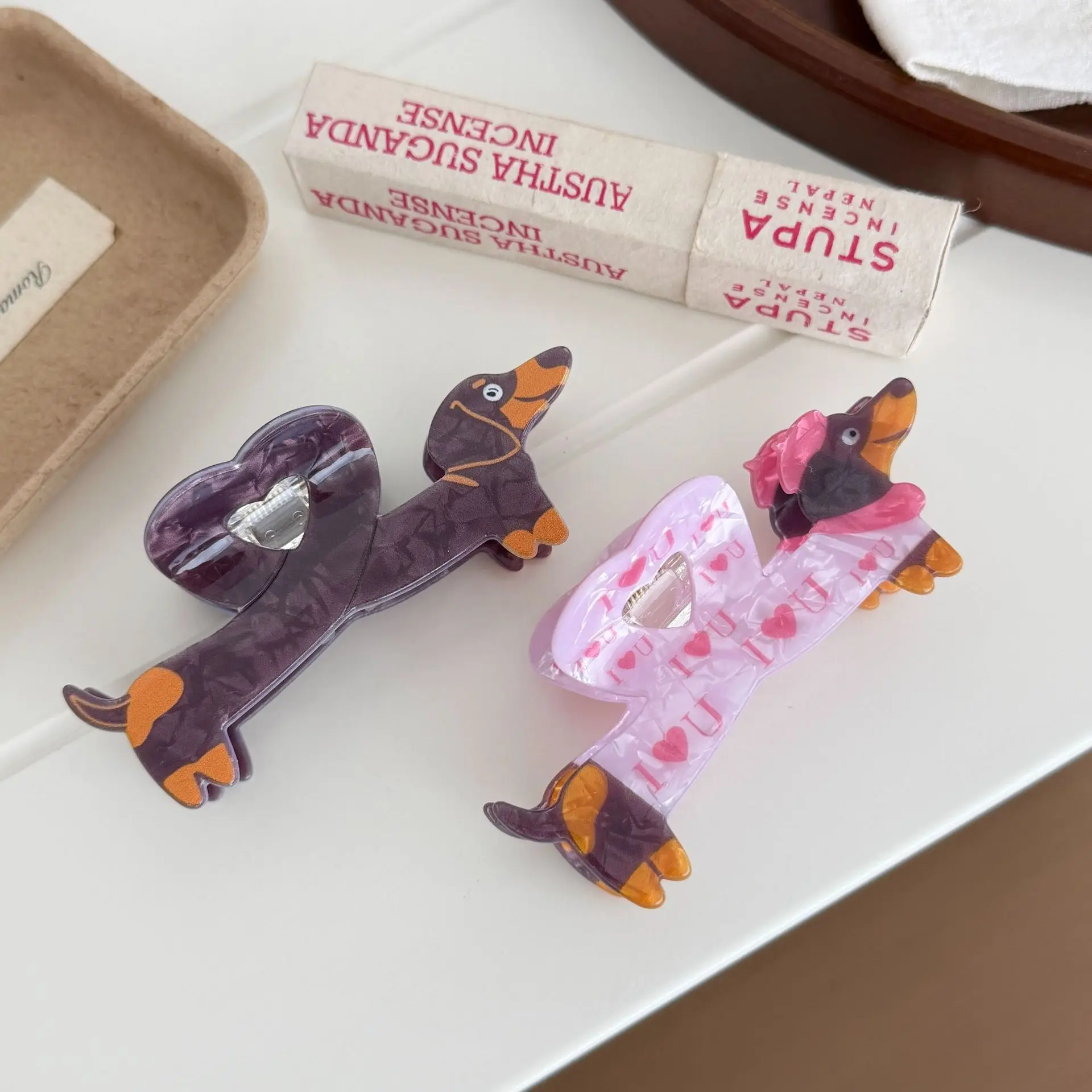 New Cute Dachshund Hair Claw Clip Sweet Heart Sausage Dog Shark Clip for Women Daily Hair Accessories