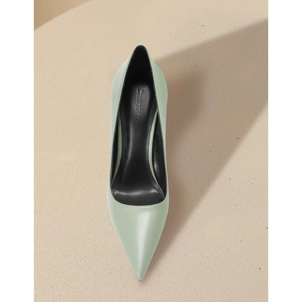 أحذية نسائية جديدة لعام 2025 بكعب عالٍ باللون الأخضر الداكن بمقدمة مدببة أحذية نسائية من الجلد الطبيعي بكعب ستيليتو #5