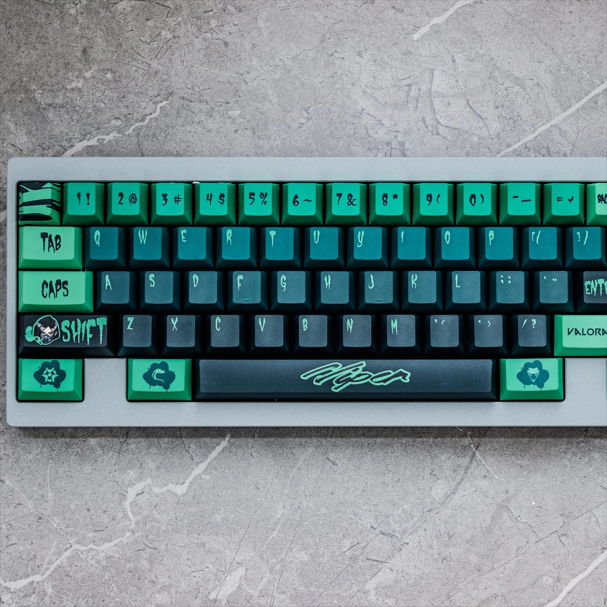 

Original game-themed keycap 138 keys Original height PBT full five-sided sublimation mechanical keyboard