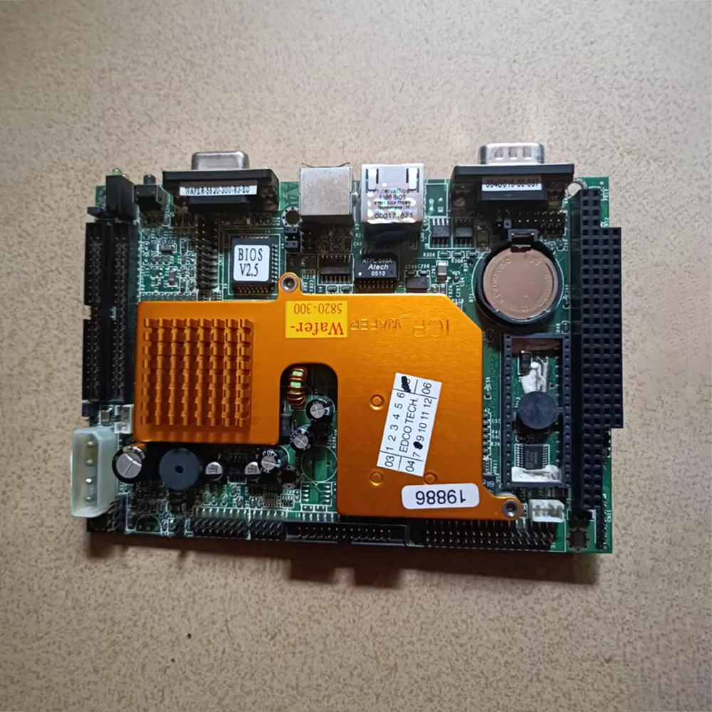 

WAFER-5820-300-R3-ED для встроенной материнской платы компьютера промышленного управления I-E-I Industrial Master