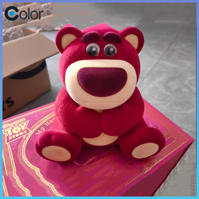 

20cm Disney Strawberry Bear Gift Box "My Heart" Belongs To The Daisy Series Of Collectible Collectibles And Desktop Figurines