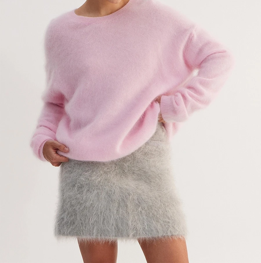 Round Neck Pullover Sweater for Autumn and Winter 2025  New Solid Color Knitted Sweater  Loose Casual Sweater