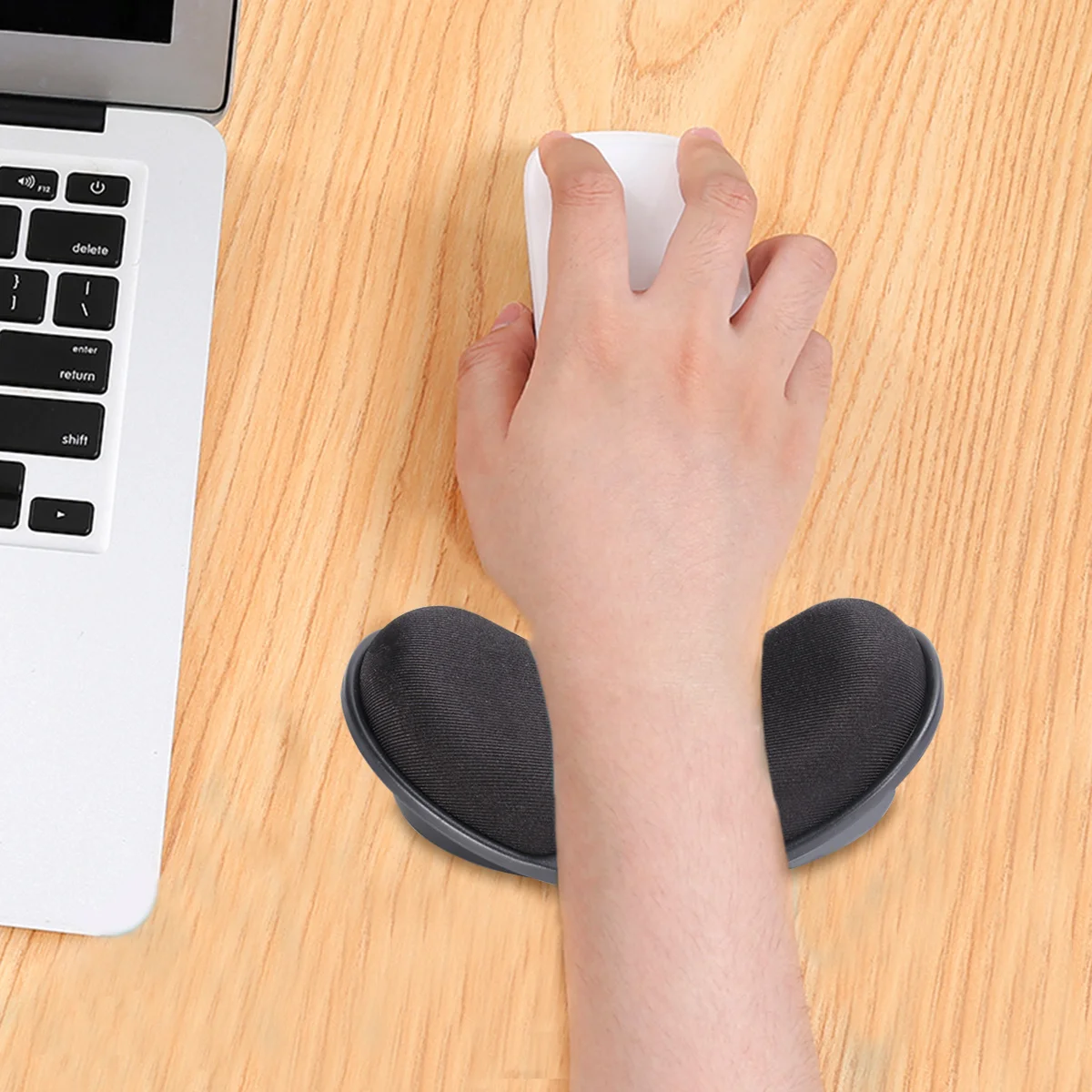

1Pcs Mouse Wrist Rest Pad Premium Memory Foam Comfortable Ergonomic Hand Support for Office Gamers Keyboard Pad Black