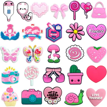 รองเท้าพีวีซีสีชมพูลายผีเสื้อสุดน่ารักสำหรับตกแต่งขนมหวานเครื่องประดับสำหรับเป็นของขวัญในงานเทศกาลของผู้หญิงหญิงสาว1ชิ้น