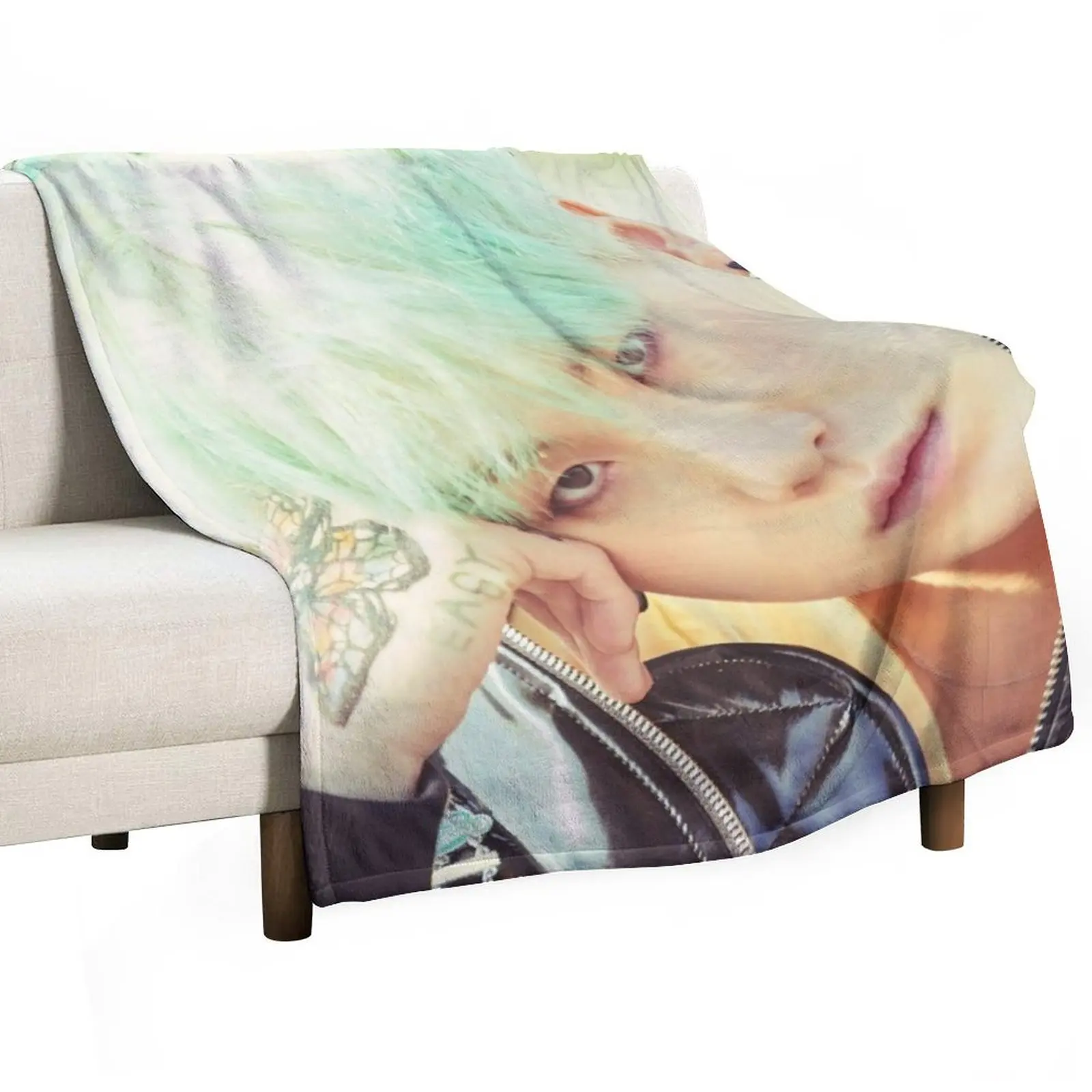 suga Throw Blanket warm winter Soft Plush Plaid valentine gift ideas manga Blankets