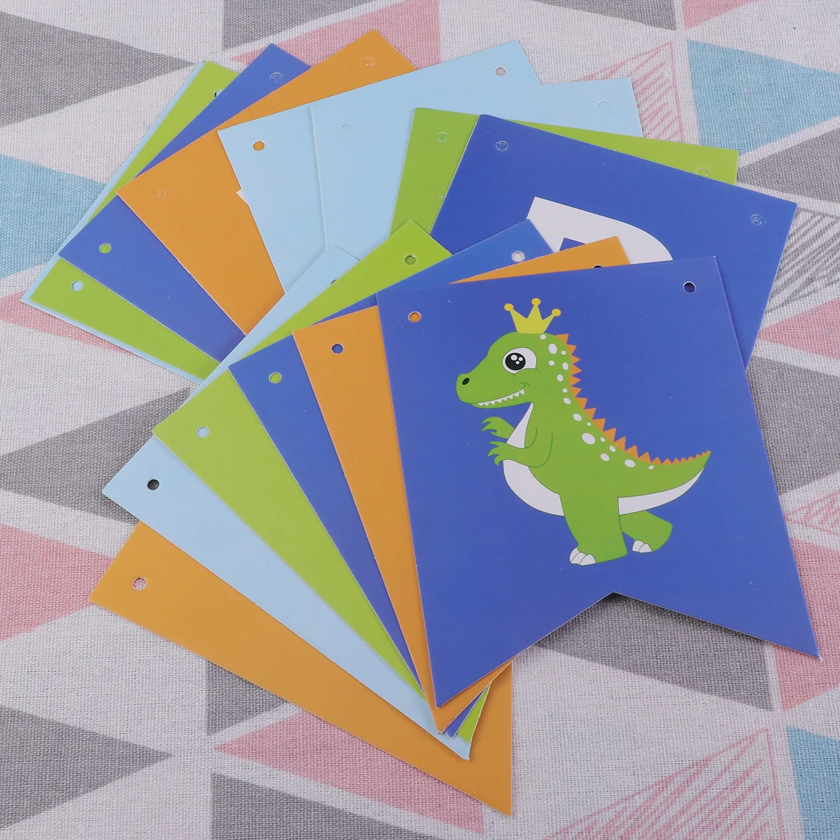 

Baby Happy Birthday Paper Banner Birthday Dinosaur Themed Fishtail Streamer Holiday Decorations for Party