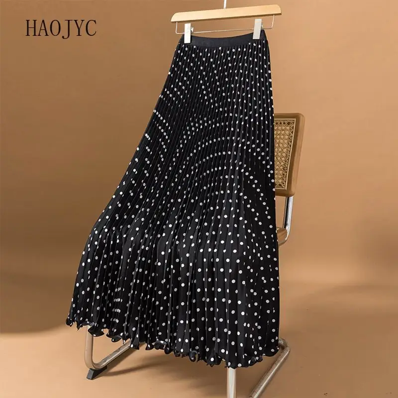 French high-waisted new polka-dot pleated summer dress, thin loose square dance, swinging beach skirt