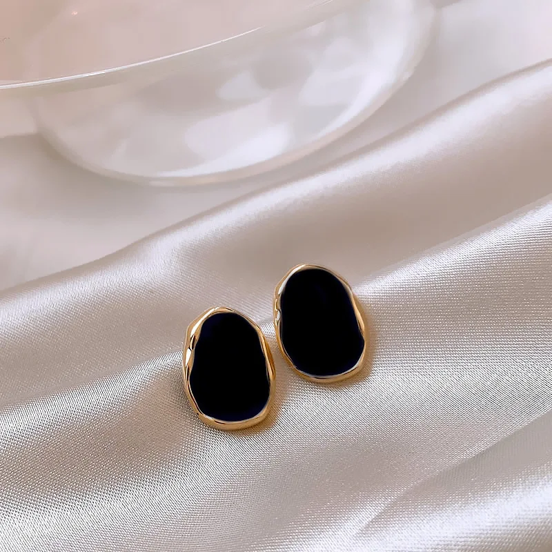 New Black Earrings Irregularity Metal Earring For Women Vintage Jewelry New Design Fashion Aesthetic Earrings Accessories ﻿