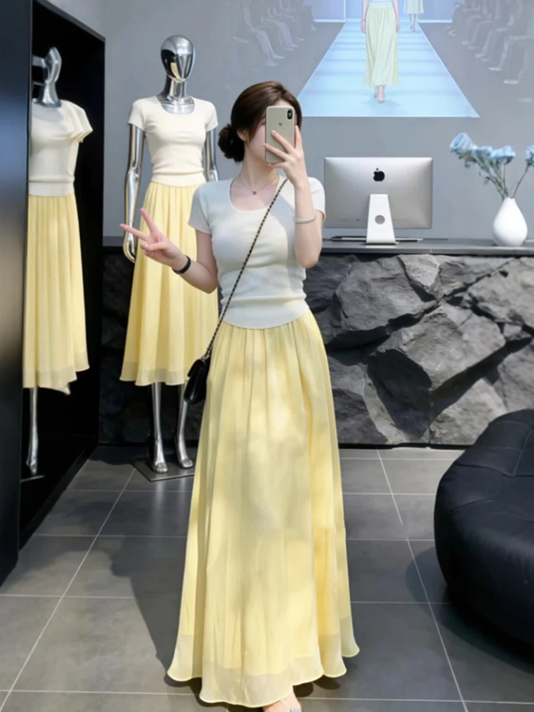 

Уникальный красивый комплект из двух предметов: топ и юбка, элегантный нежный стиль, удобный хлопковый летний наряд для молодых женщин