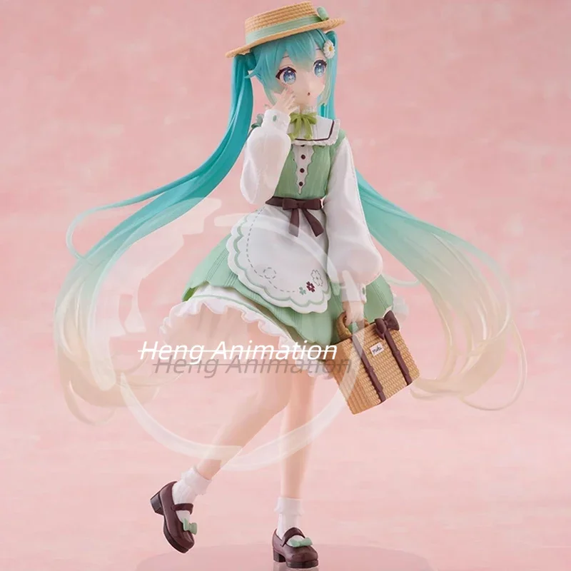 Disponibile TAiTO Hatsune Miku Fashion Figure Country Ver. Giocattolo da collezione di modelli di action figure anime in PVC 18 cm