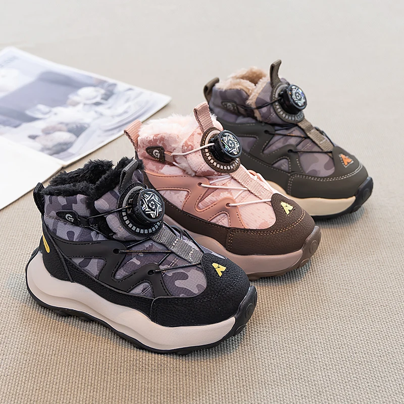 

Children Sports Boots with Rotating Button Kids Short Boots Soft Bottom 2025 Winter New Boys Snow Boots Handsome Non-slip