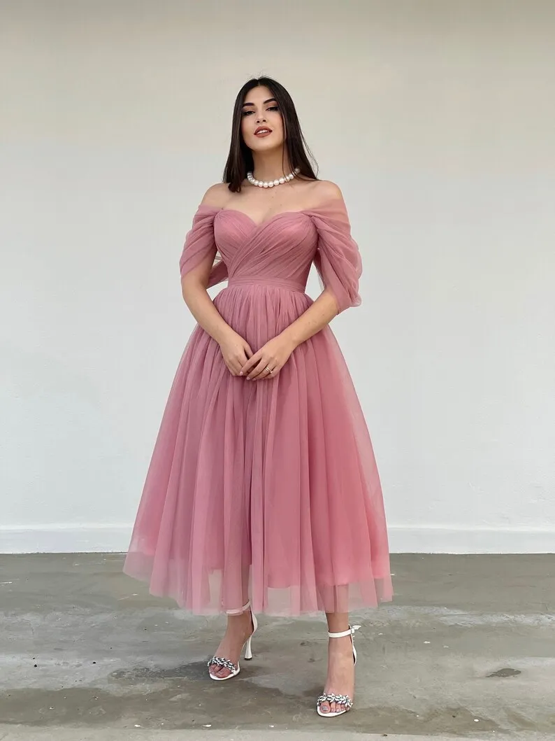 Elegant Off the Shoulder A-line Evening Dresses Tulle Sweetheart Tea-Length Party Dress With Cross-Pleats Wedding Guest Gowns