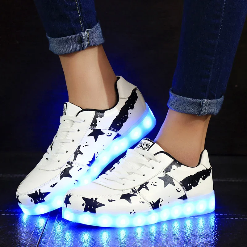 Luminous Sneakers for Women Casual Shoes Led Glowing Shoes for Men Fashion Flat Running Sneakers LED Rechargeable Couple\'s Shoes