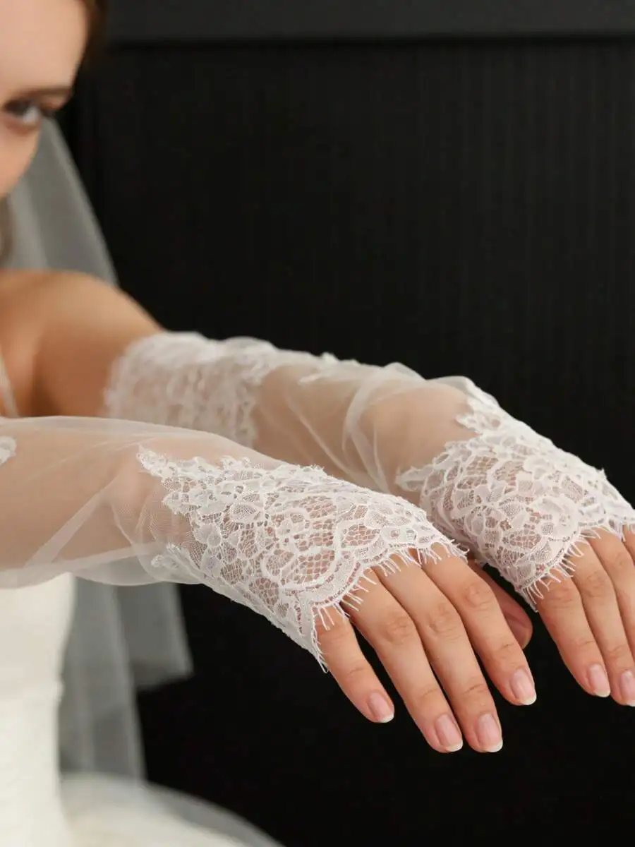 Elegant Lace Fingerless Gloves for Bridal Accessories