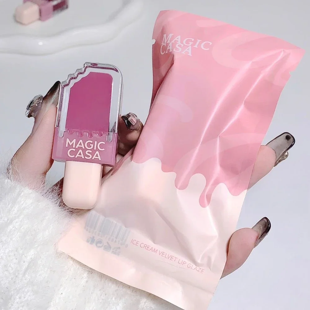 กระจกไอศกรีมสไตล์ Lipgloss Non-stick Long Lasting Moisturizing Liquid ลิปสติกริมฝีปาก Plumper แต่งหน้าเครื่องสําอางขายส่ง