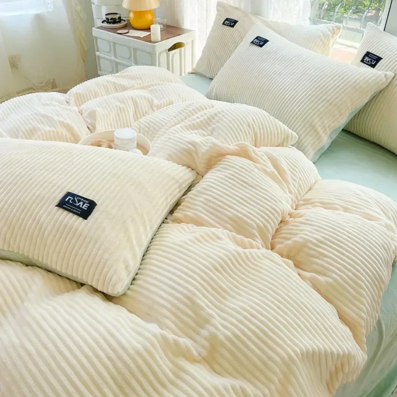 

Winter Soft Warm Comforter Bedding Sets Luxury Thickening Coral Magic Velvet Quilt Bed Cover Set Queen Bedding Cover