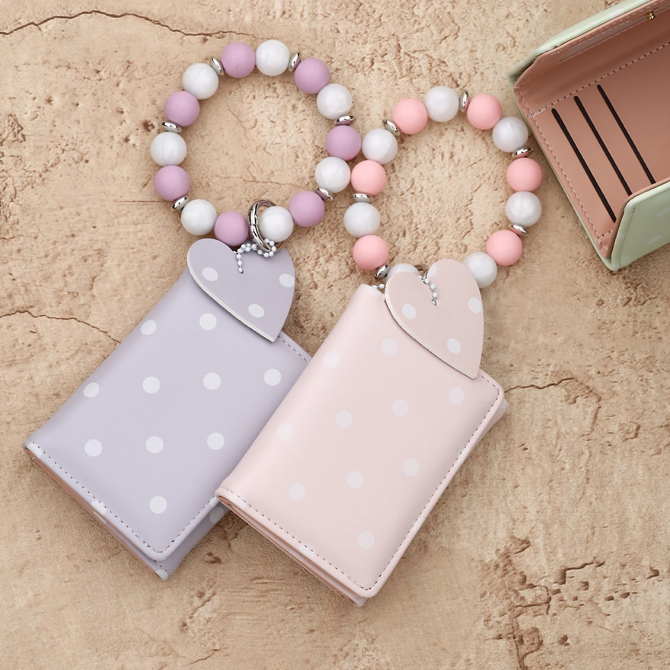 Women's Silicone Bead PU Leather Key Chain Wristlet ID Credit Card Holder with Bangle Bracelet Fashionable Keychain Wallet