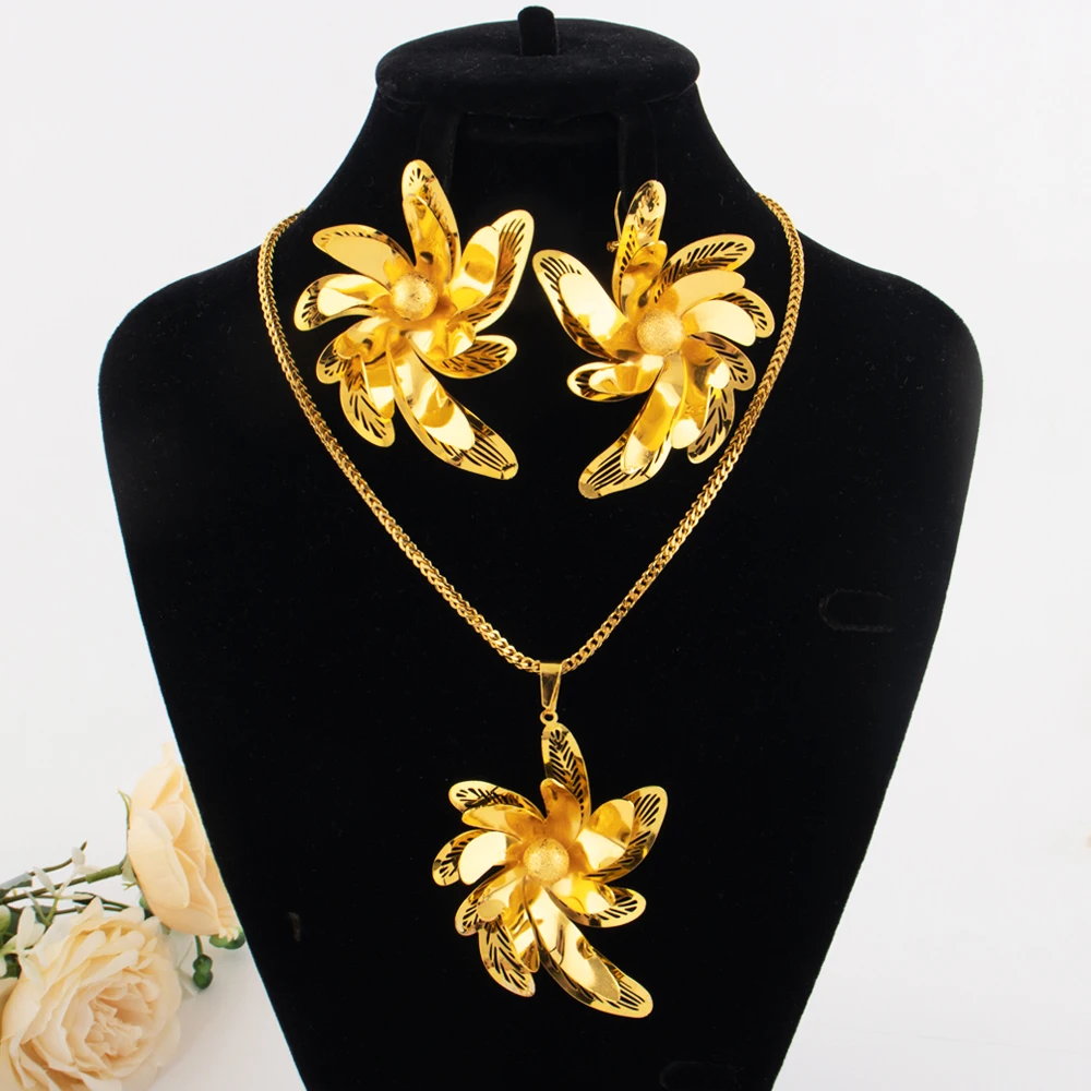 

Luxury Gold Plated Necklace Earrings Set for Women Dubai Nigeria Flowers In Bloom Design Jewelry Set for Couple Gift