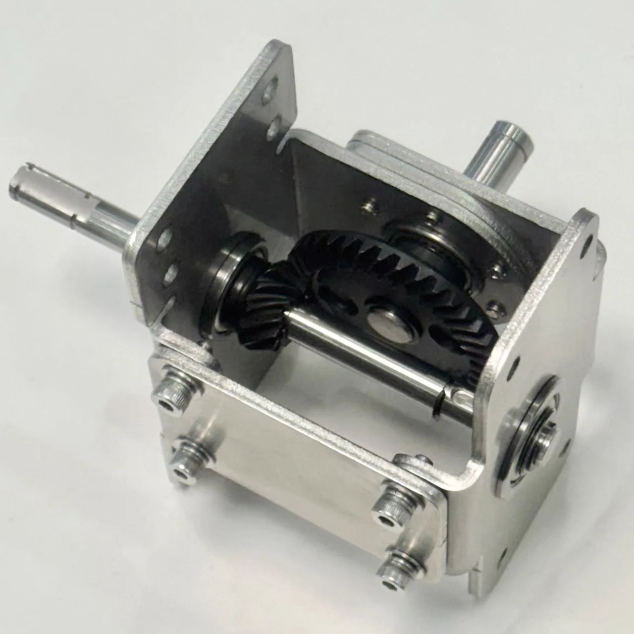 8mm-10mm Right Angled Bevel Gear Transmission Gearbox Window Opener Bracket Ball Bearings Stainless Steel Shaft Drive Rod