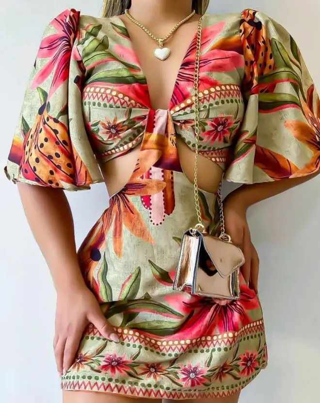 

Printed plush V-neck bell shaped sleeve hollow lace up detail dress