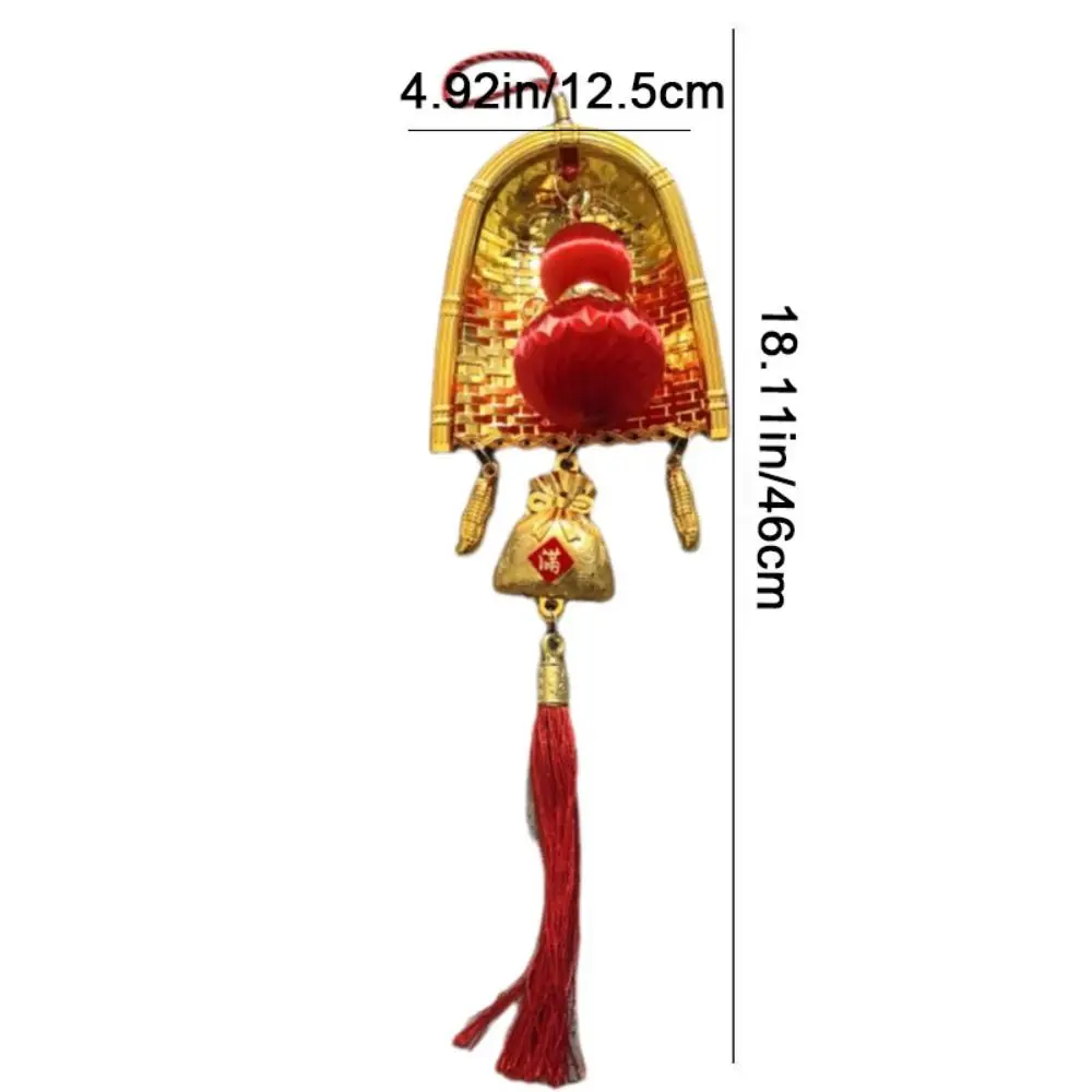 مكنسة بلاستيكية ذهبية معلقة على شكل ثعبان مزخرف، زينة معلقة محظوظة مع شرابة، قلادة السنة الصينية الجديدة اللطيفة