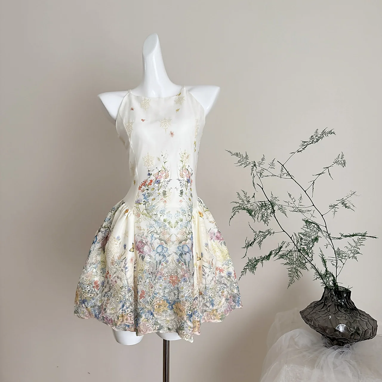 Off White Elegant Kawaii Fairycore Floral Print Chiffon Ruched Waist Halter Mini Dress Women Girls Summer Beach Party Daily Wear