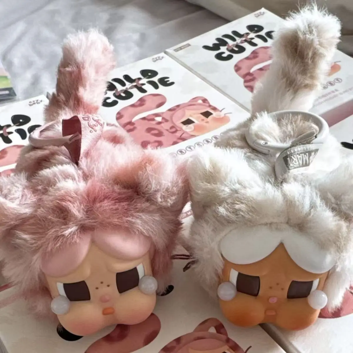 泣き虫ワイルドだがキューティーシリーズビニールペンダントブラインドボックス甘いかわいいキーホルダーかわいいバッグペンダント装飾誕生日ギフト