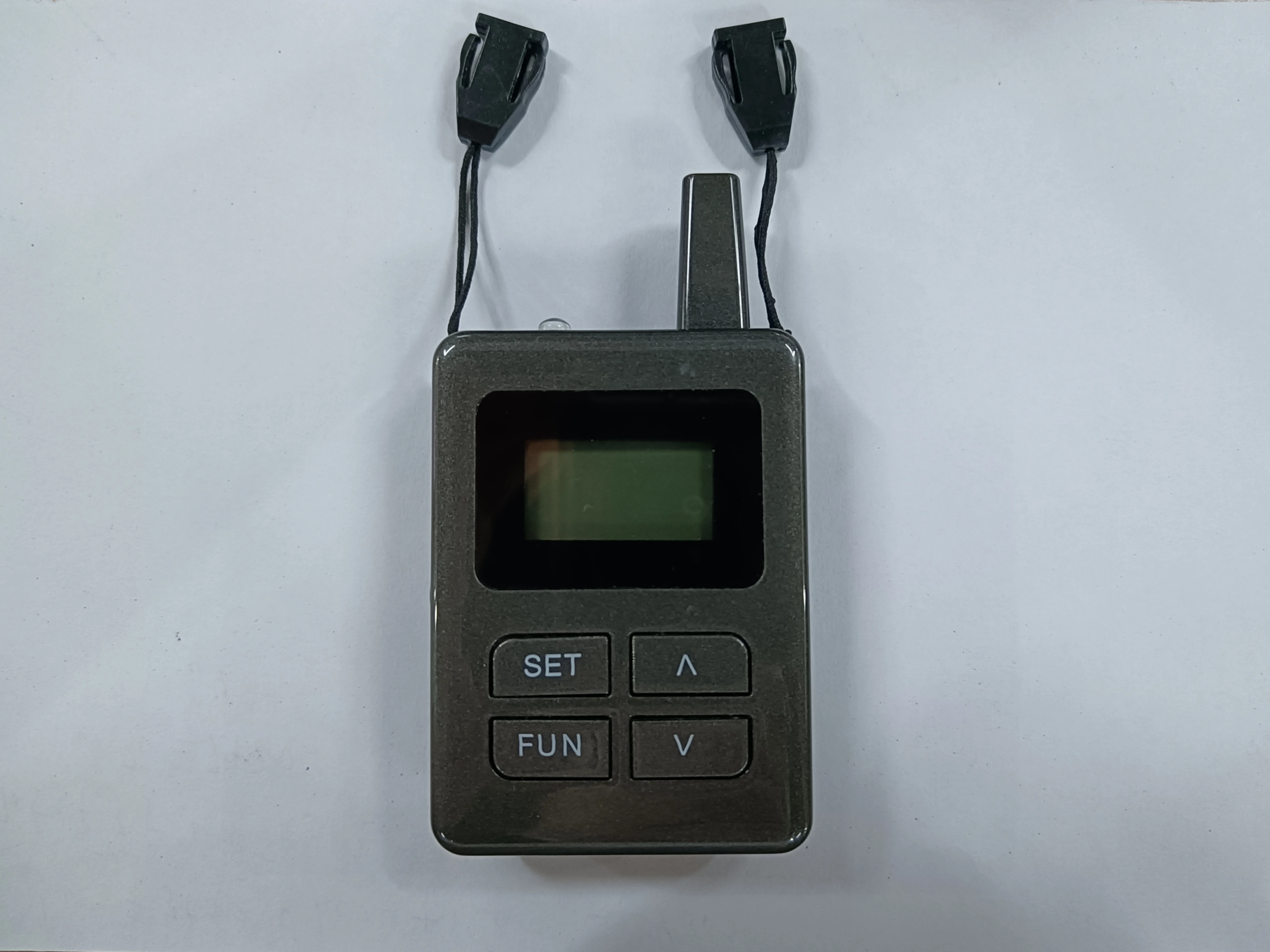 

860-870MHZ Portable Wireless Audio Guide System Transmitter Ear-hhok Receiver for Travel Factory