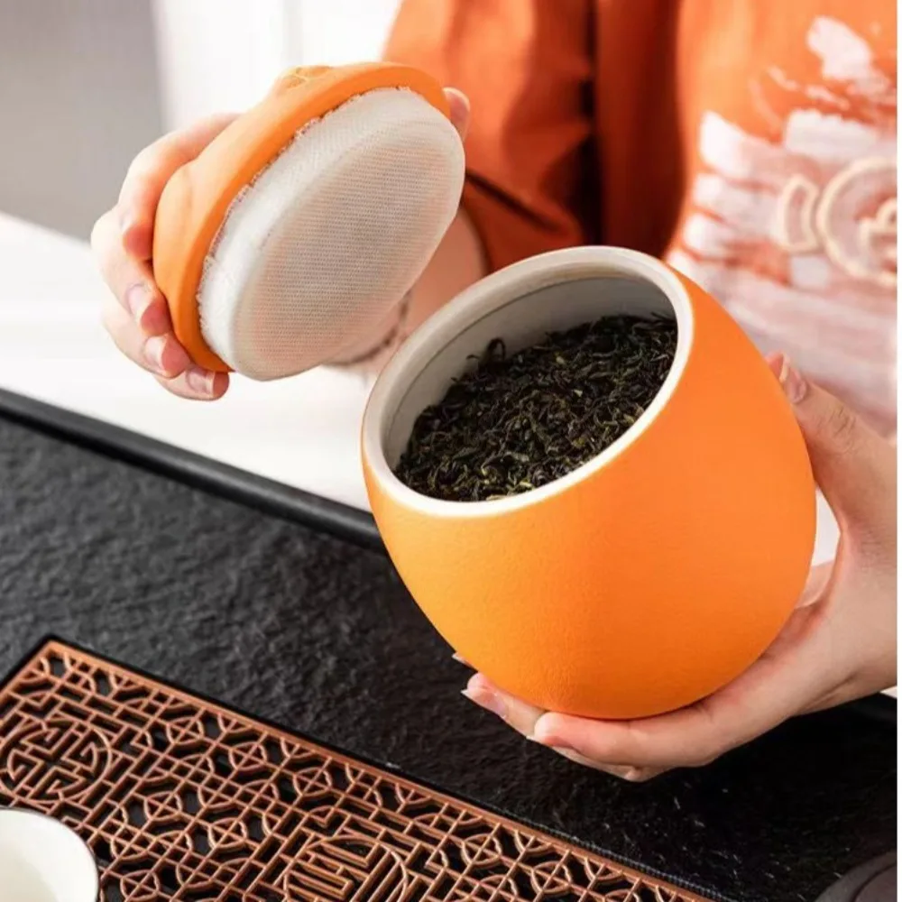 ペット用セラミック葬儀壺 かわいい犬/猫の形をした犬猫火葬壺 記念品 密封された壺 記念品ボックス